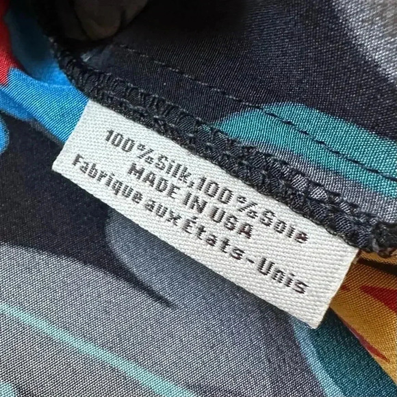 Tucker 100% Silk Black Floral Long Sleeve Button Down Blouse - Picture 7 of 10